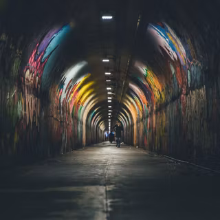 Tunnel vision wallpaper