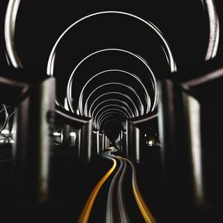 Tunnel vision wallpaper