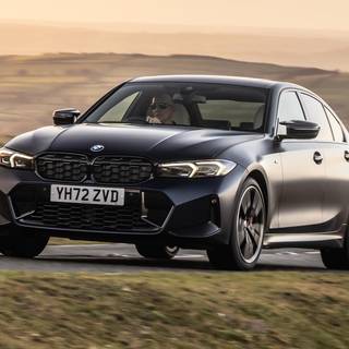 BMW 318i 2023 wallpaper