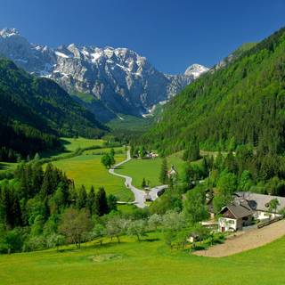 Spring mountains 4k wallpaper