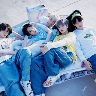 TXT Freeze wallpaper