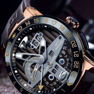 Analog watch wallpaper