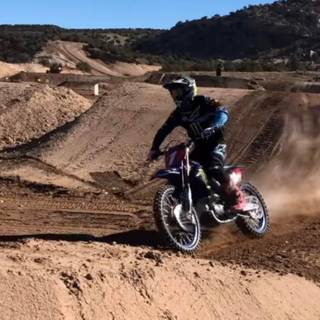 Eli Tomac 2023 wallpaper