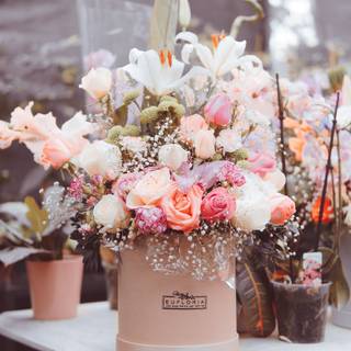 Flower bucket wallpaper