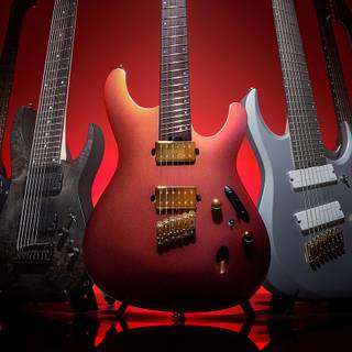 Red electric guitars wallpaper