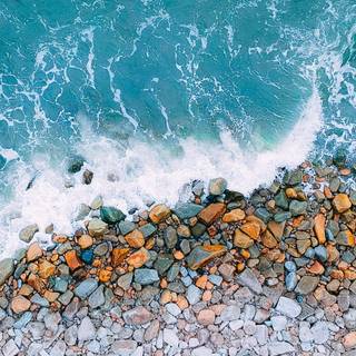 iPhone 11 sea wallpaper