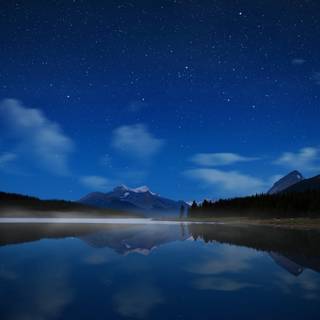 Night time computer wallpaper