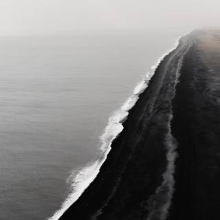 iPhone 11 sea wallpaper