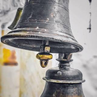 Temple bell wallpaper