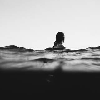 Black and white ocean wallpaper