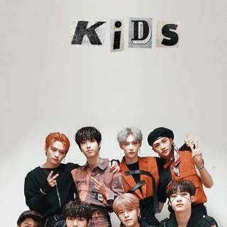 Stray Kids 2023 wallpaper