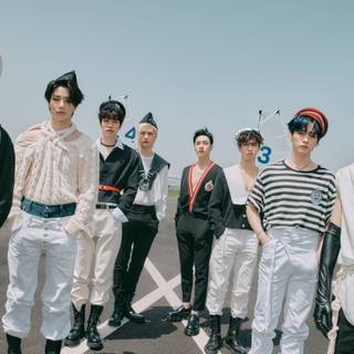 Stray Kids 2023 wallpaper