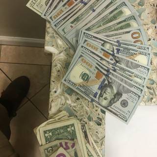 Flexing money wallpaper