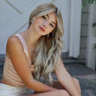 Sicily Rose wallpaper