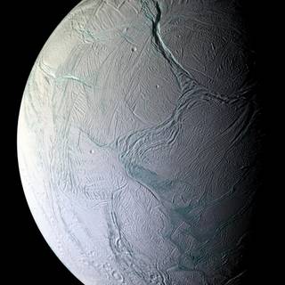 Nasa Saturn iPhone wallpaper