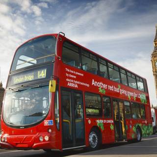 Double decker wallpaper