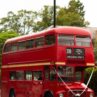 Double decker wallpaper