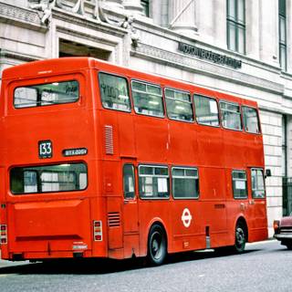 Double decker wallpaper