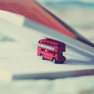 Double decker wallpaper