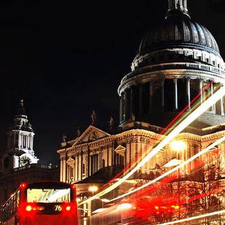 Double decker wallpaper