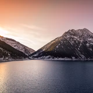 Nokia G300 wallpaper