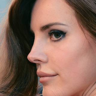 Lana Del Rey iPhone wallpaper