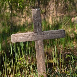 Wooden cross wallpaper