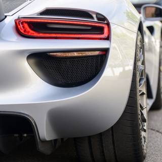 2014 Porsche 918 Spyder wallpaper