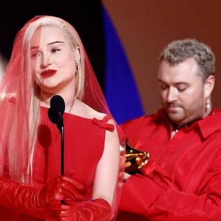 Kim Petras 2023 wallpaper