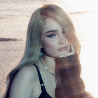 Kim Petras 2023 wallpaper