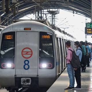 Delhi Metro wallpaper