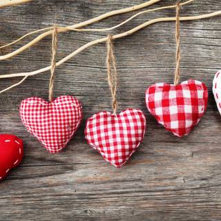 Heart thread wallpaper