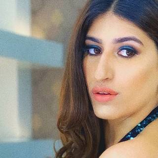 Shreya Mehta wallpaper