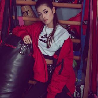 Simay Barlas wallpaper