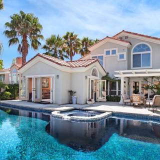 Villa house wallpaper