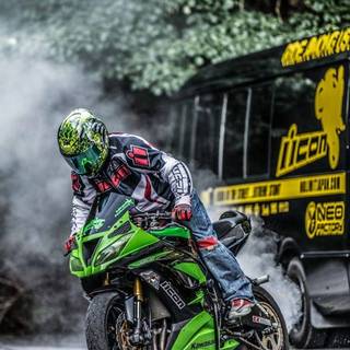 Kawasaki logo iPhone wallpaper