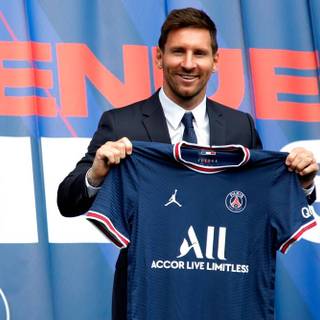 Leo Messi PSG 2023 wallpaper