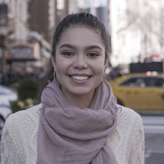 Auli’i Cravalho wallpaper