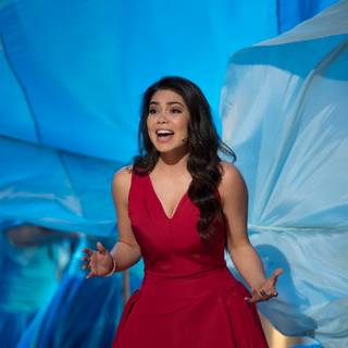 Auli’i Cravalho wallpaper