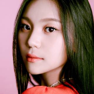 Kim Ye-won wallpaper