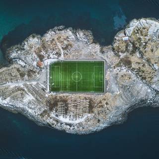 Henningsvaer wallpaper