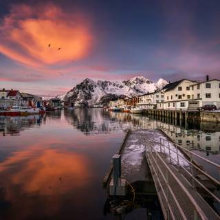 Henningsvaer wallpaper