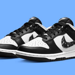 Panda Dunks wallpaper