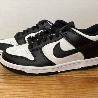 Panda Dunks wallpaper