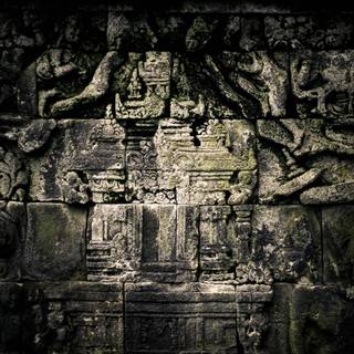 Mayan sculptures wallpaper
