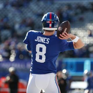 Daniel Jones 2023 wallpaper
