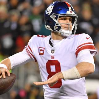 Daniel Jones 2023 wallpaper