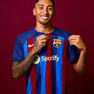 Raphinha Barcelona wallpaper