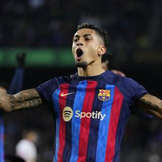 Raphinha Barcelona wallpaper