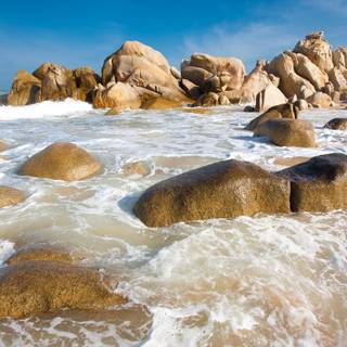 Coastal rocks wallpaper